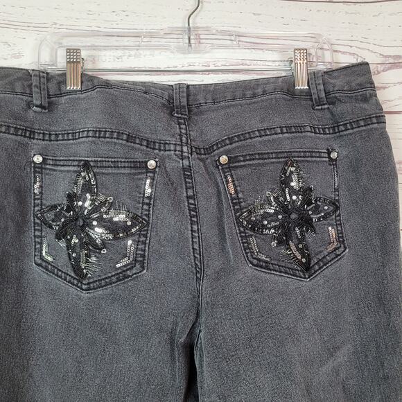 CJ Banks Gray Denim Sequin Bling Grunge Preppy Capri Jeans Womans Size 16WP - Picture 5 of 5
